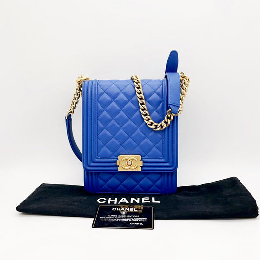 Preloved Chanel Boy Vertical