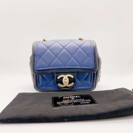 Preloved Chanel Two-Tone Flap Bag Small