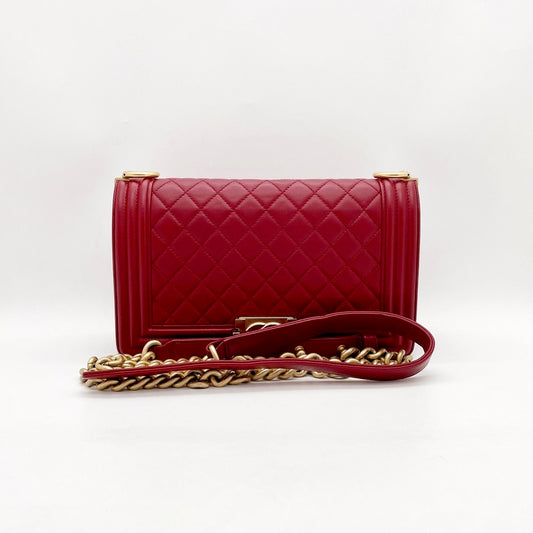 Preloved Chanel Boy Medium