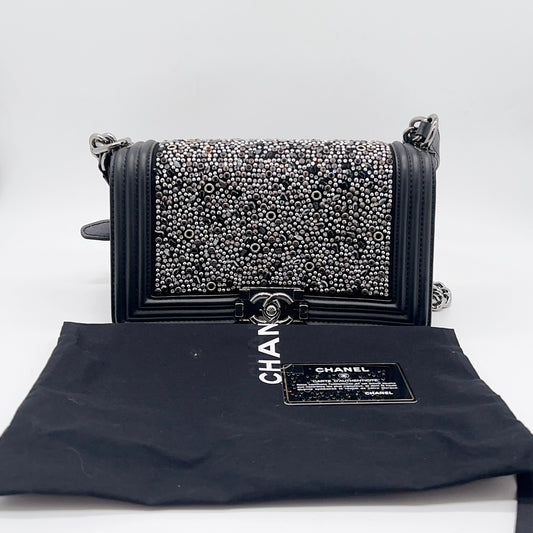 Preloved Chanel Boy Limited Medium