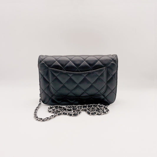 Preloved Chanel Classic Wallet On Chain (WOC)