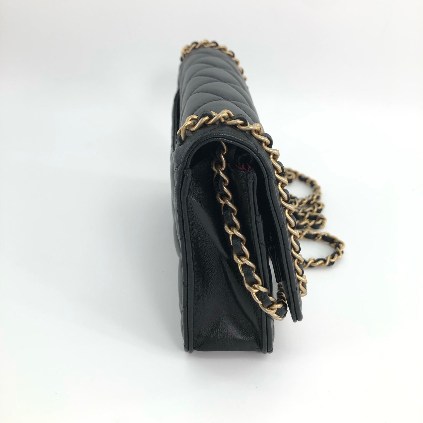 Preloved Chanel Black n Gold Chain Around Wallet On Chain WOC