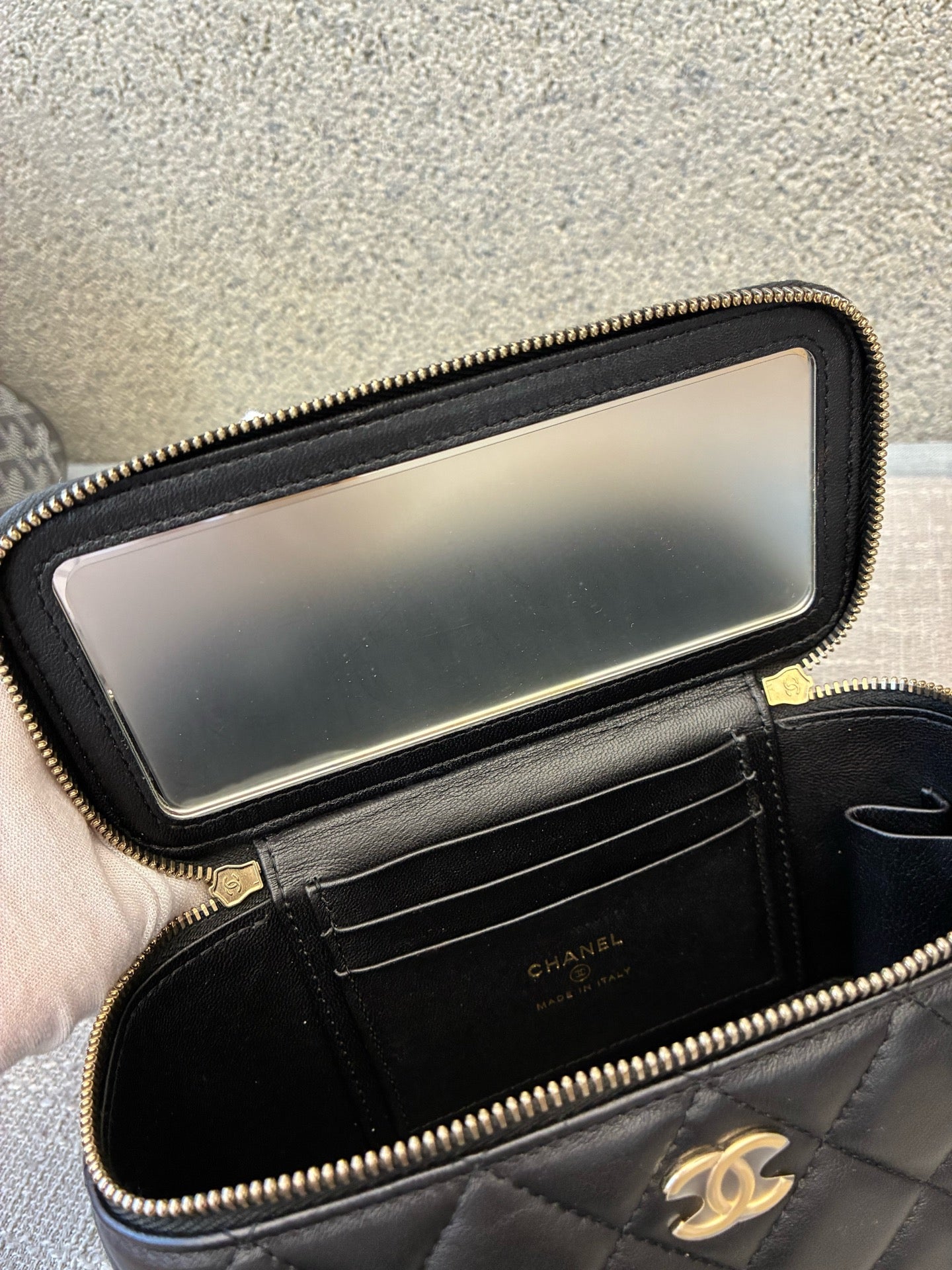 Preloved Chanel Black n Gold Classic Vanity Case with Top Handle