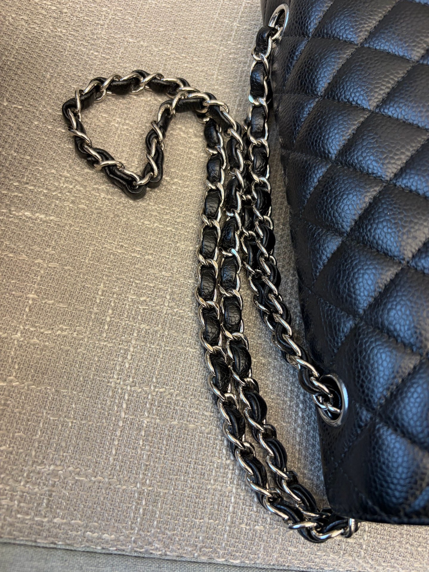 Preloved Chanel Classic Flap Medium