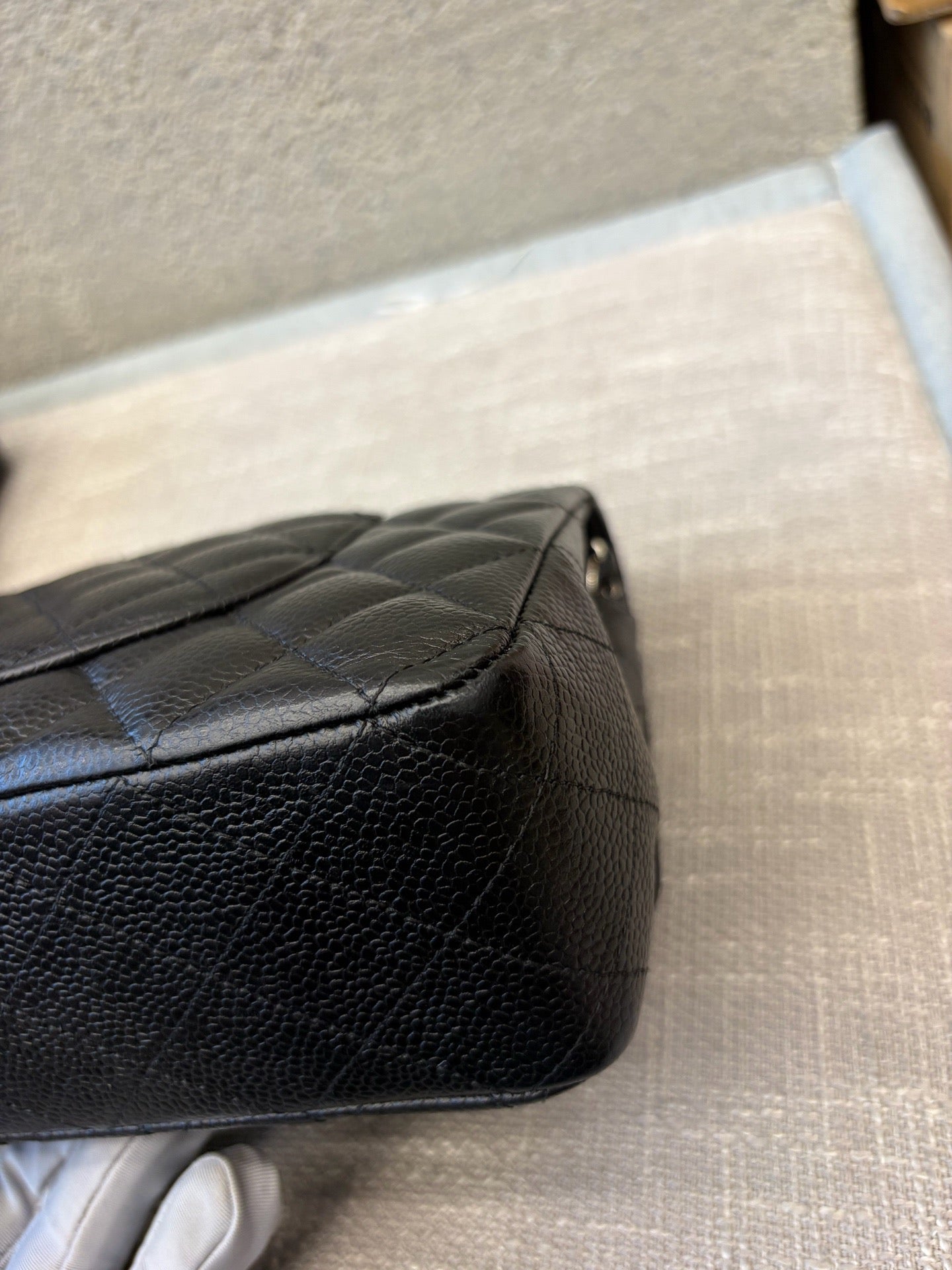 Preloved Chanel Classic Flap Medium