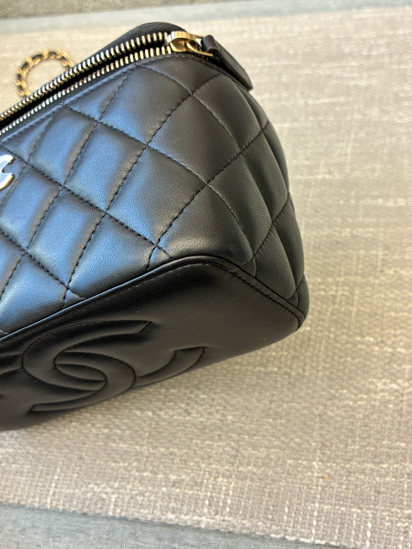 Preloved Chanel Black n Gold Classic Vanity Case with Top Handle