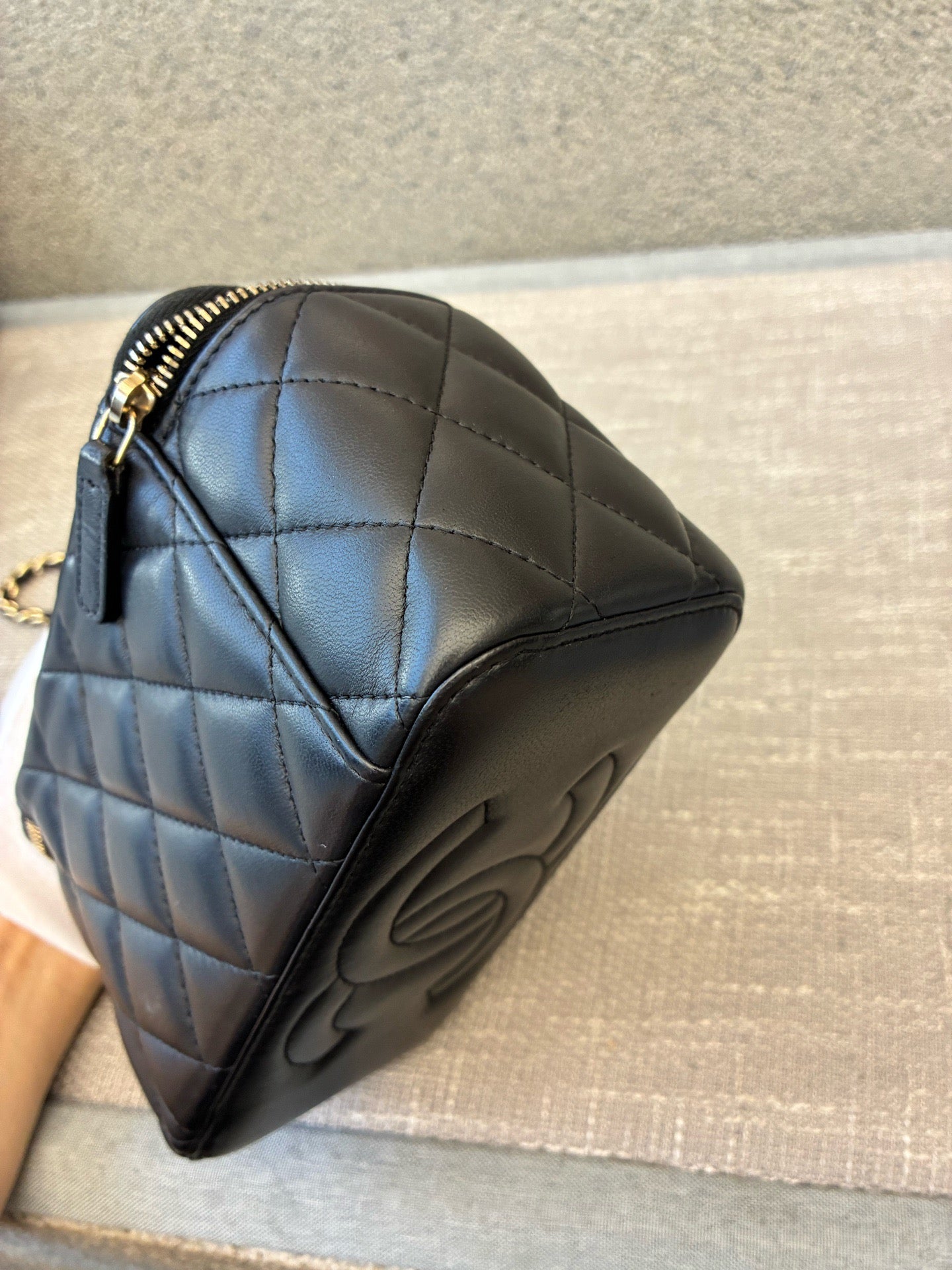 Preloved Chanel Black n Gold Classic Vanity Case with Top Handle