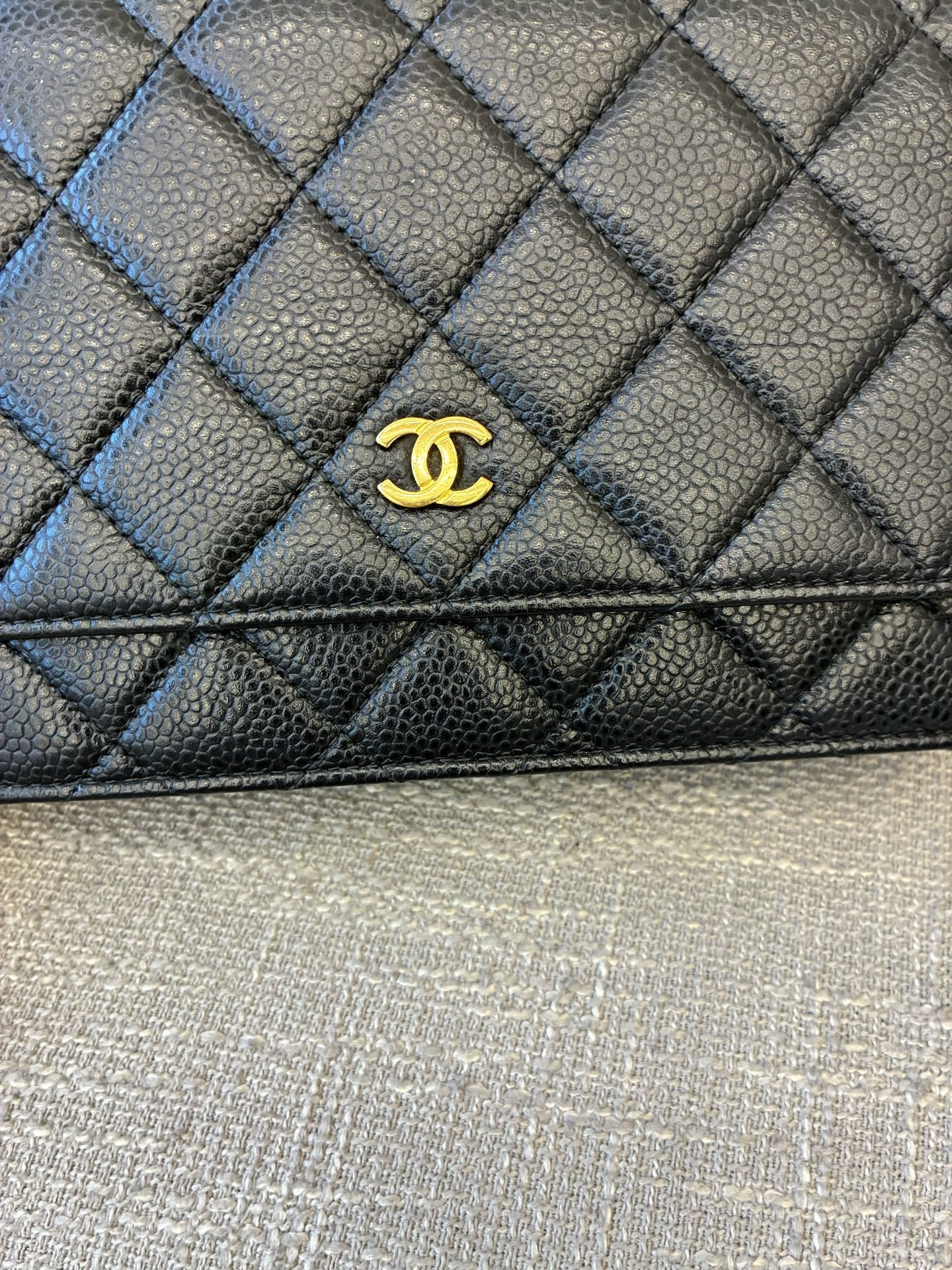 Preloved Chanel Black n Gold Classic Wallet On Chain (WOC)