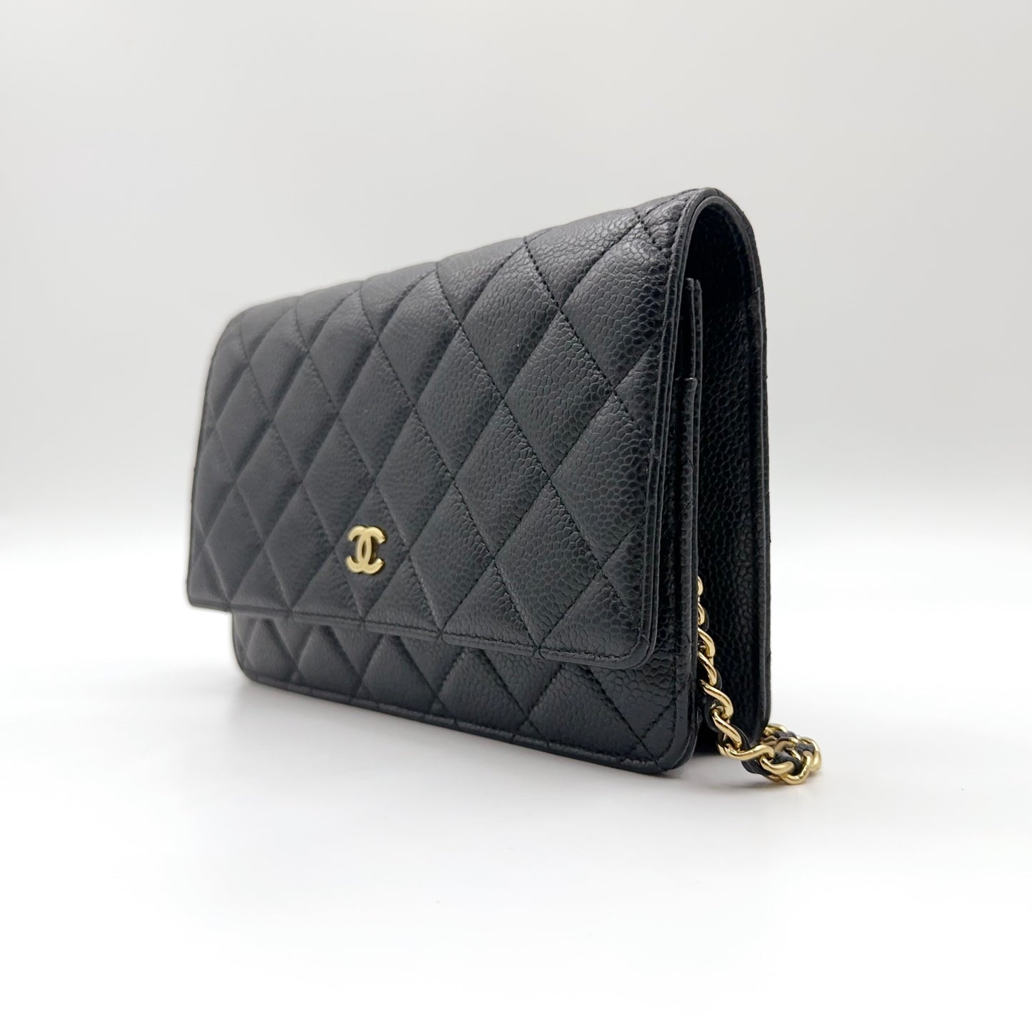 Preloved Chanel Black n Gold Classic Wallet On Chain (WOC)