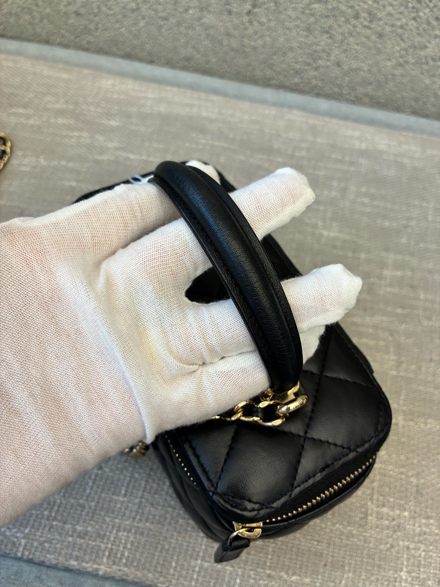 Preloved Chanel Black n Gold Classic Vanity Case with Top Handle
