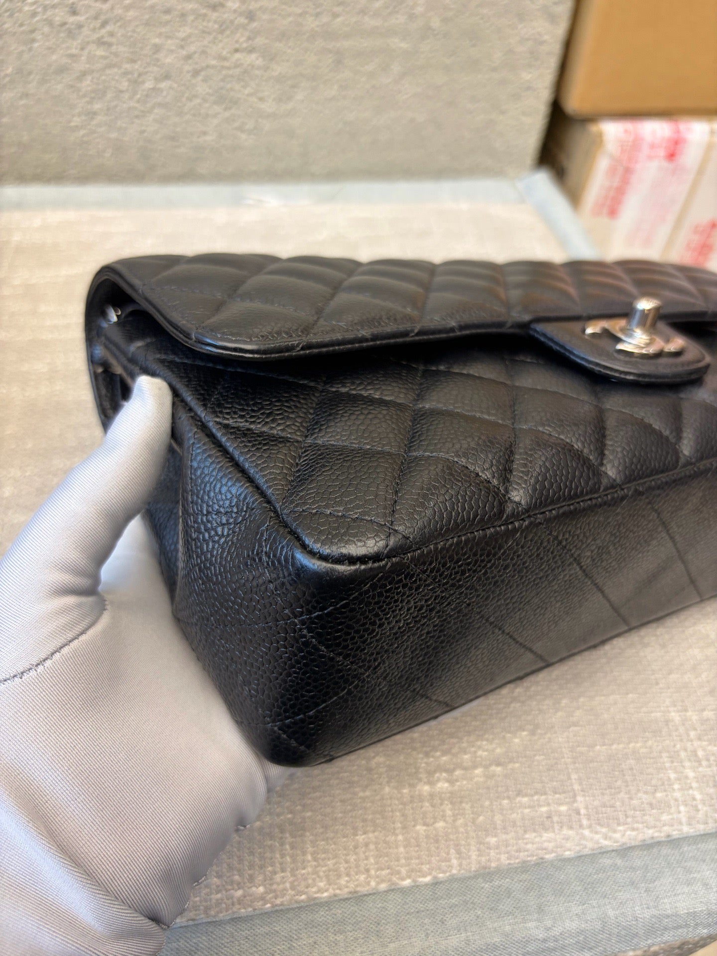 Preloved Chanel Classic Flap Medium