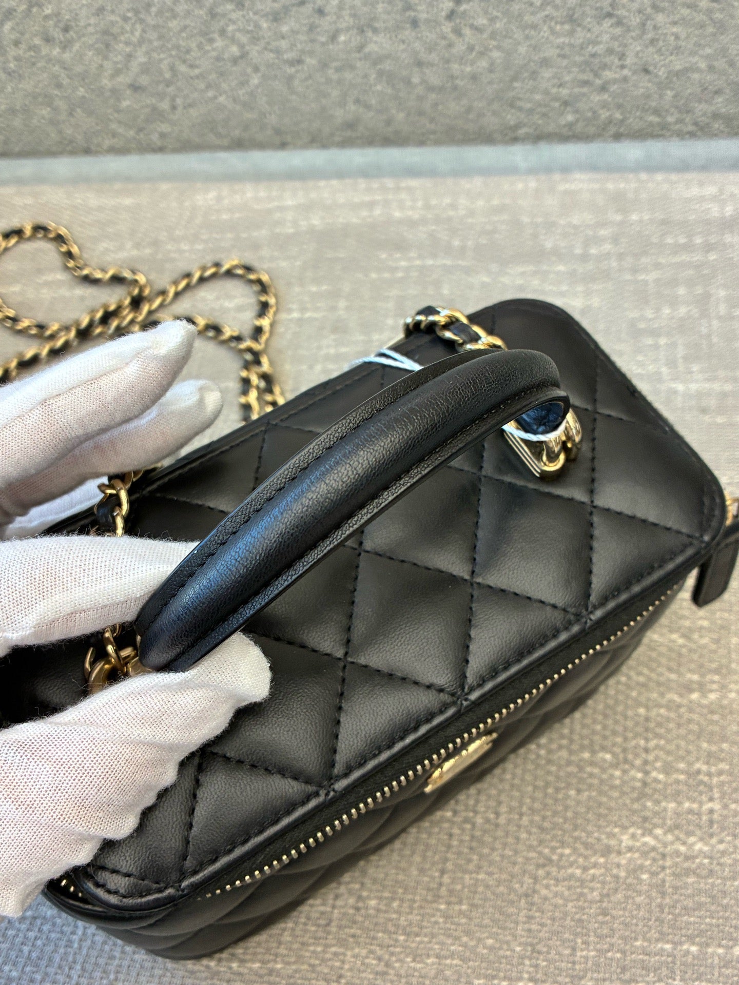 Preloved Chanel Black n Gold Classic Vanity Case with Top Handle