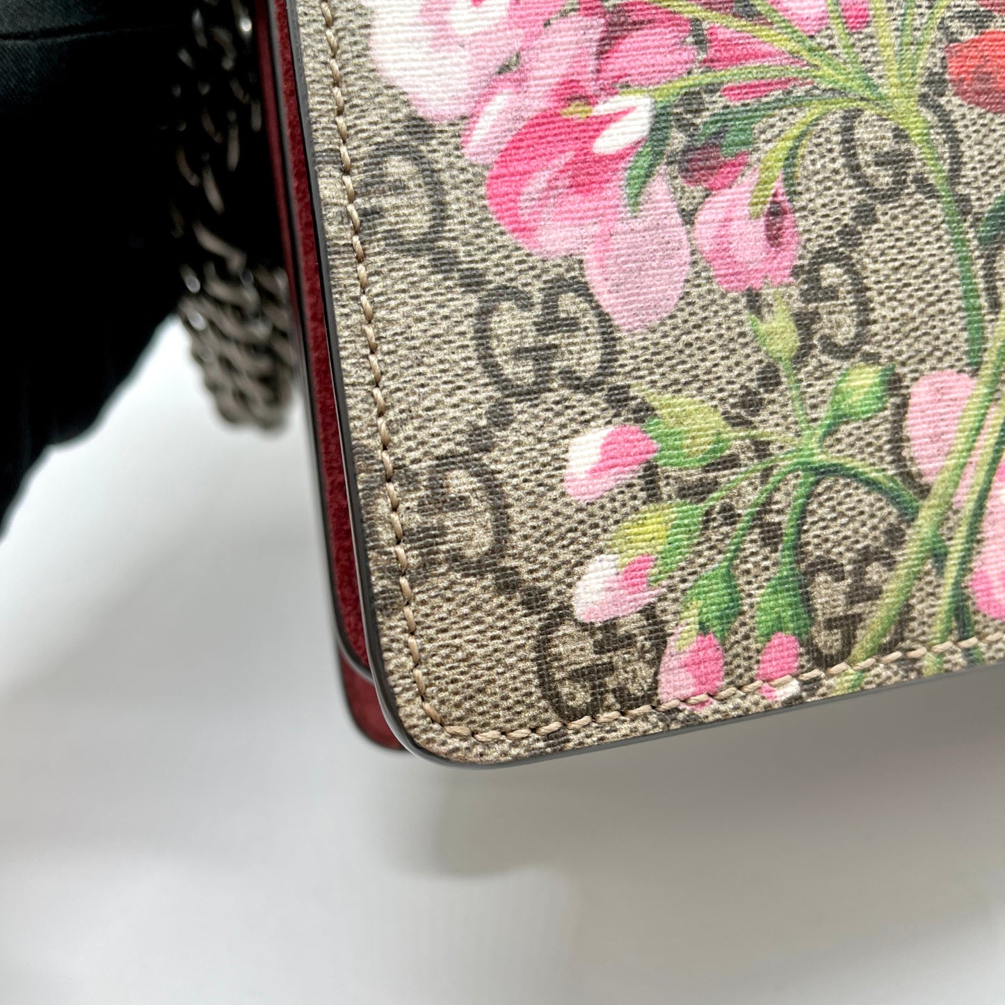 Preloved Gucci Dionysus Medium Shoulder Bag