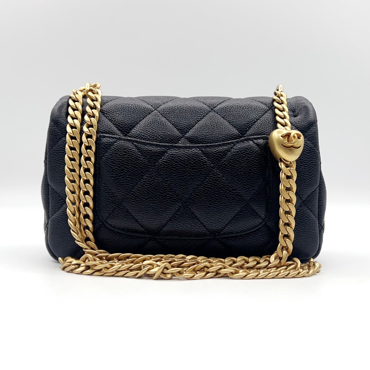 Preloved Chanel Black n Gold 23p Small Flap with Heart Adjustable Chain
