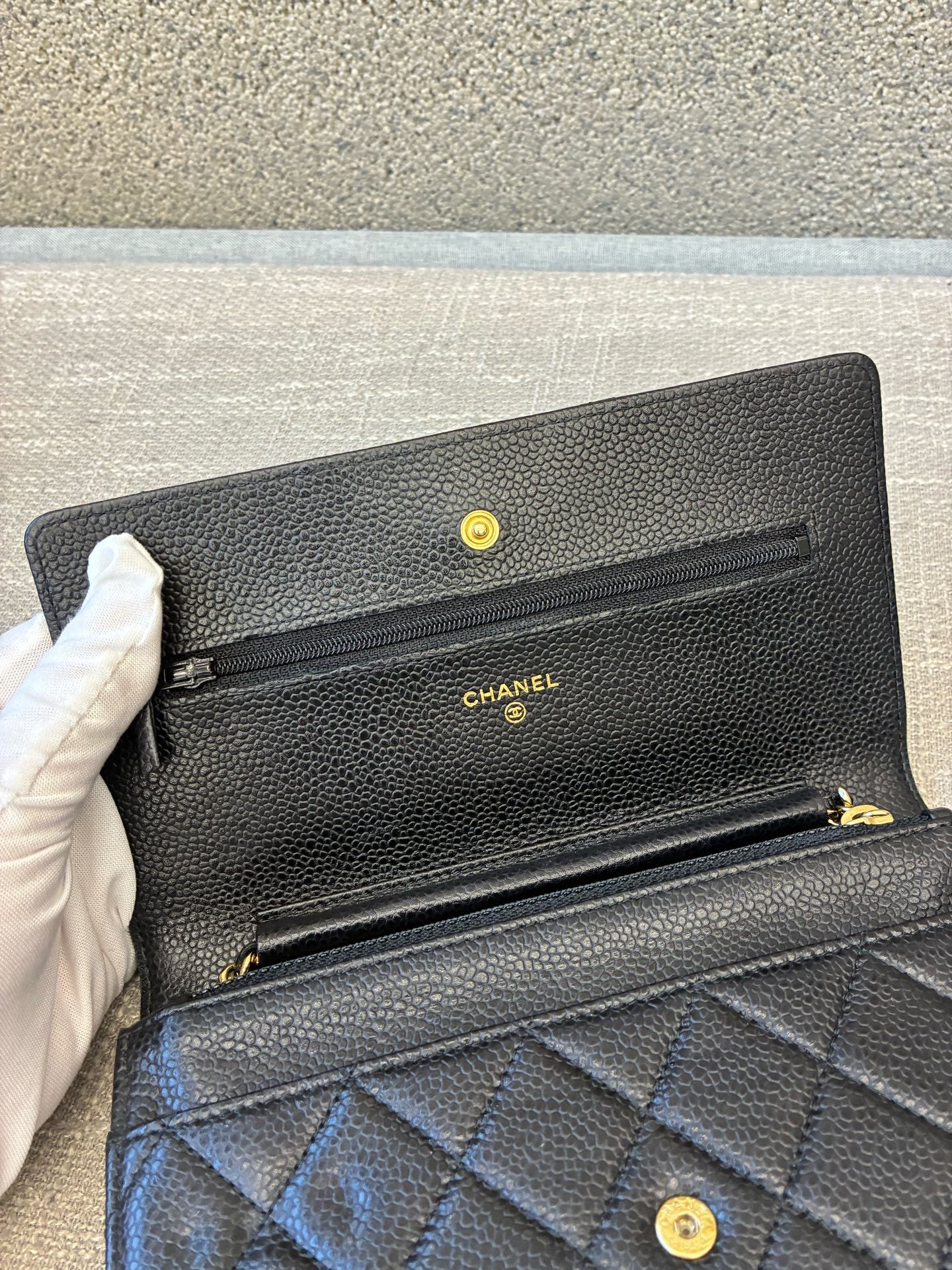 Preloved Chanel Black n Gold Classic Wallet On Chain (WOC)