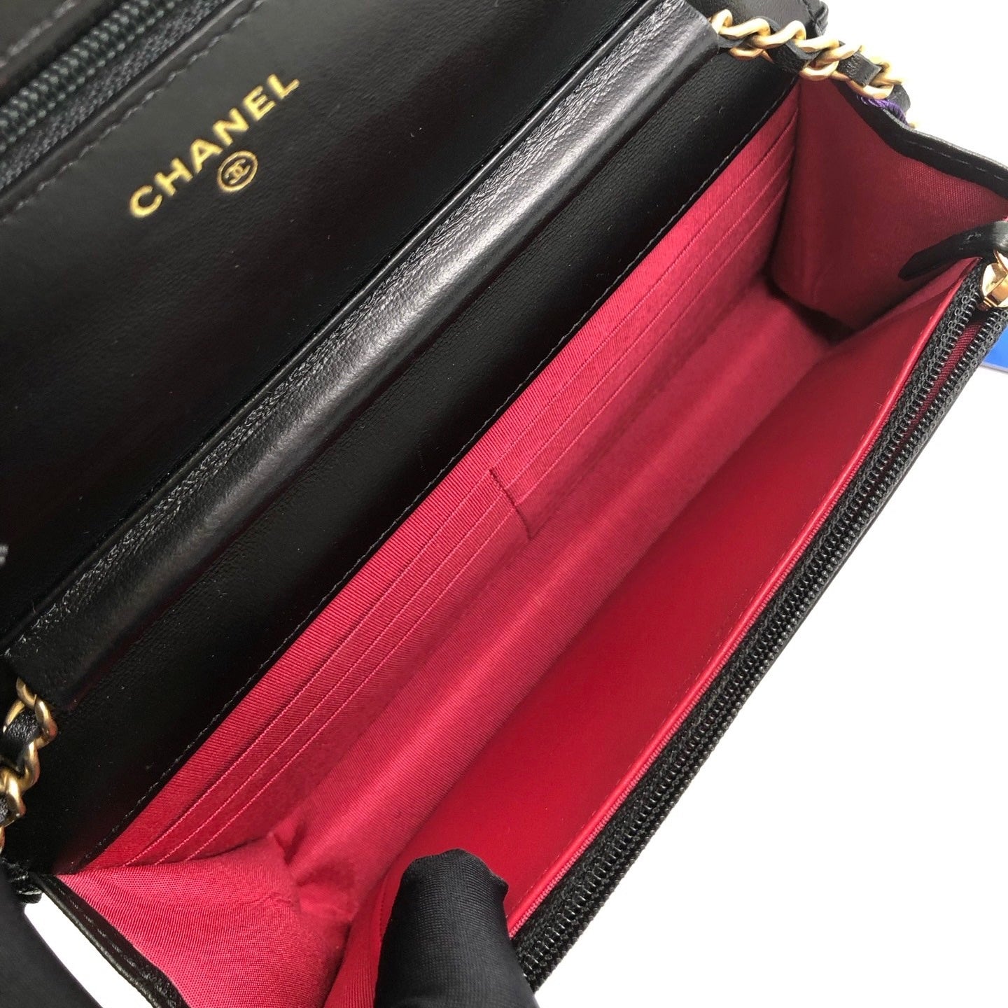 Preloved Chanel Black n Gold Chain Around Wallet On Chain WOC