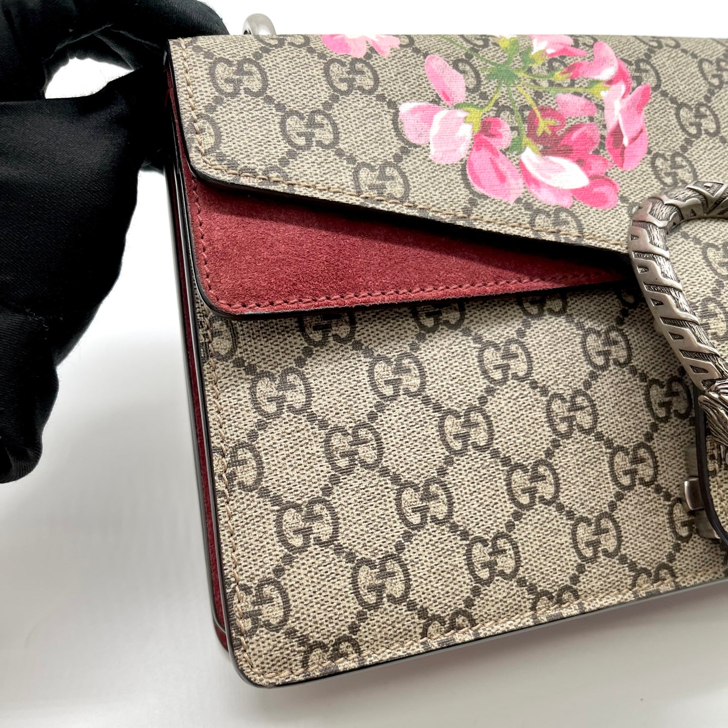 Preloved Gucci Dionysus Medium Shoulder Bag