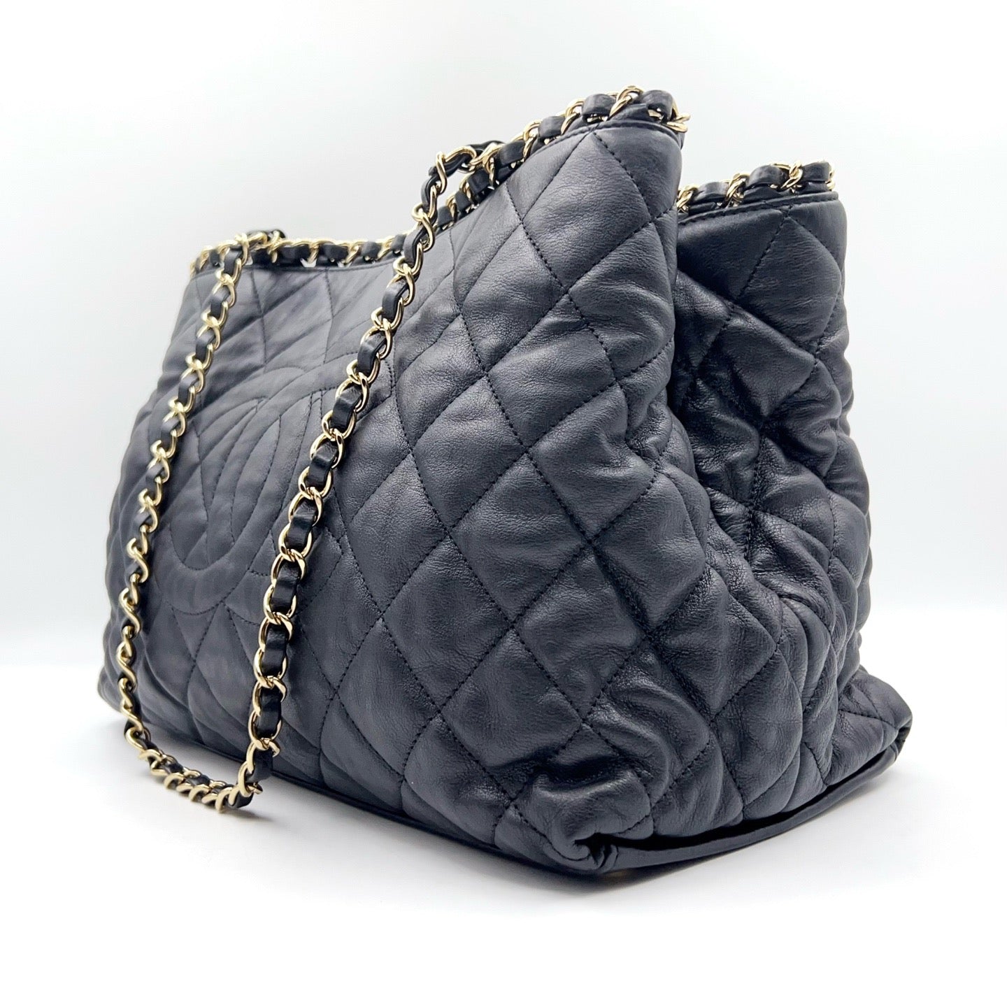 Preloved Chanel Black n Gold Chain Me Tote Bag