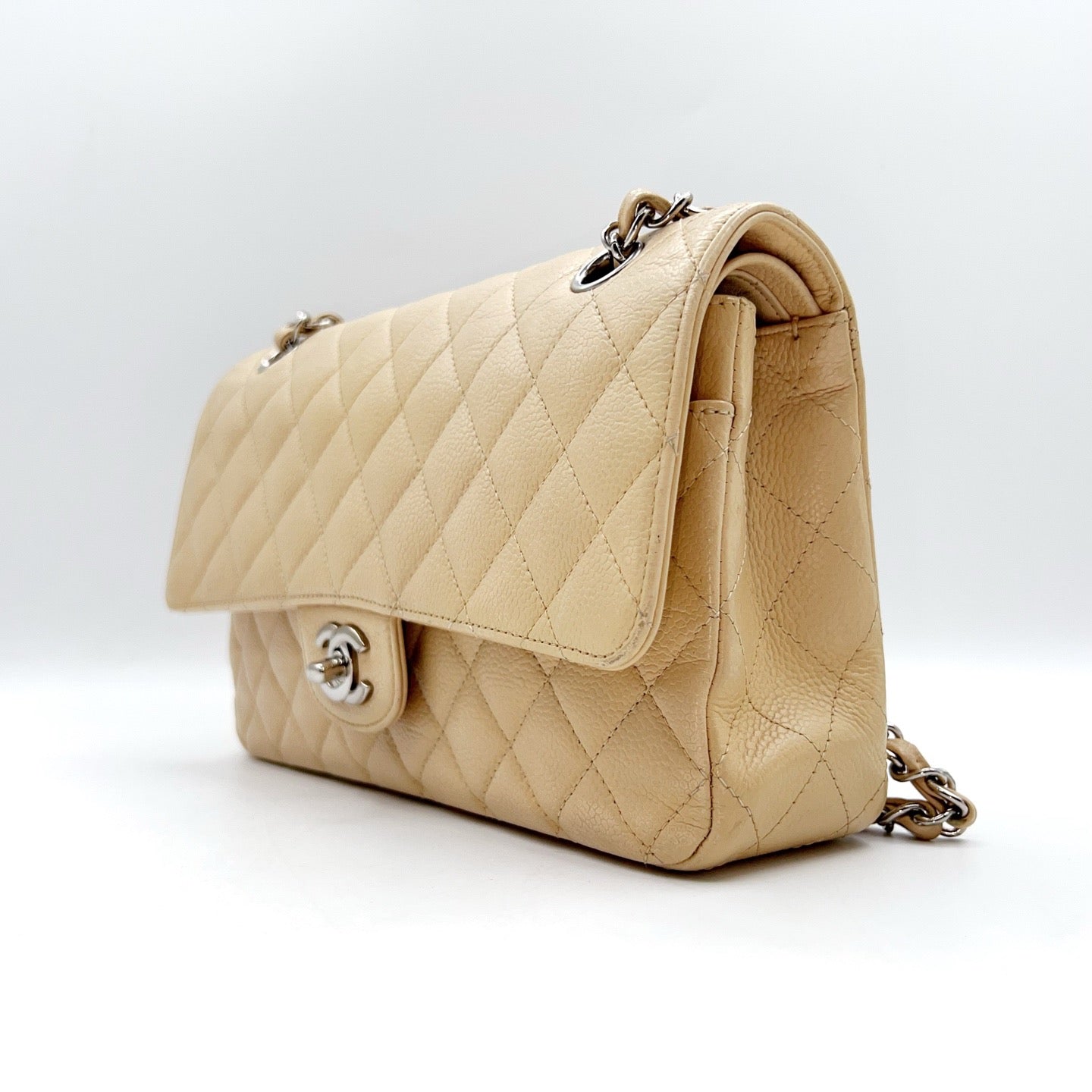 Preloved Chanel Classic Flap Medium