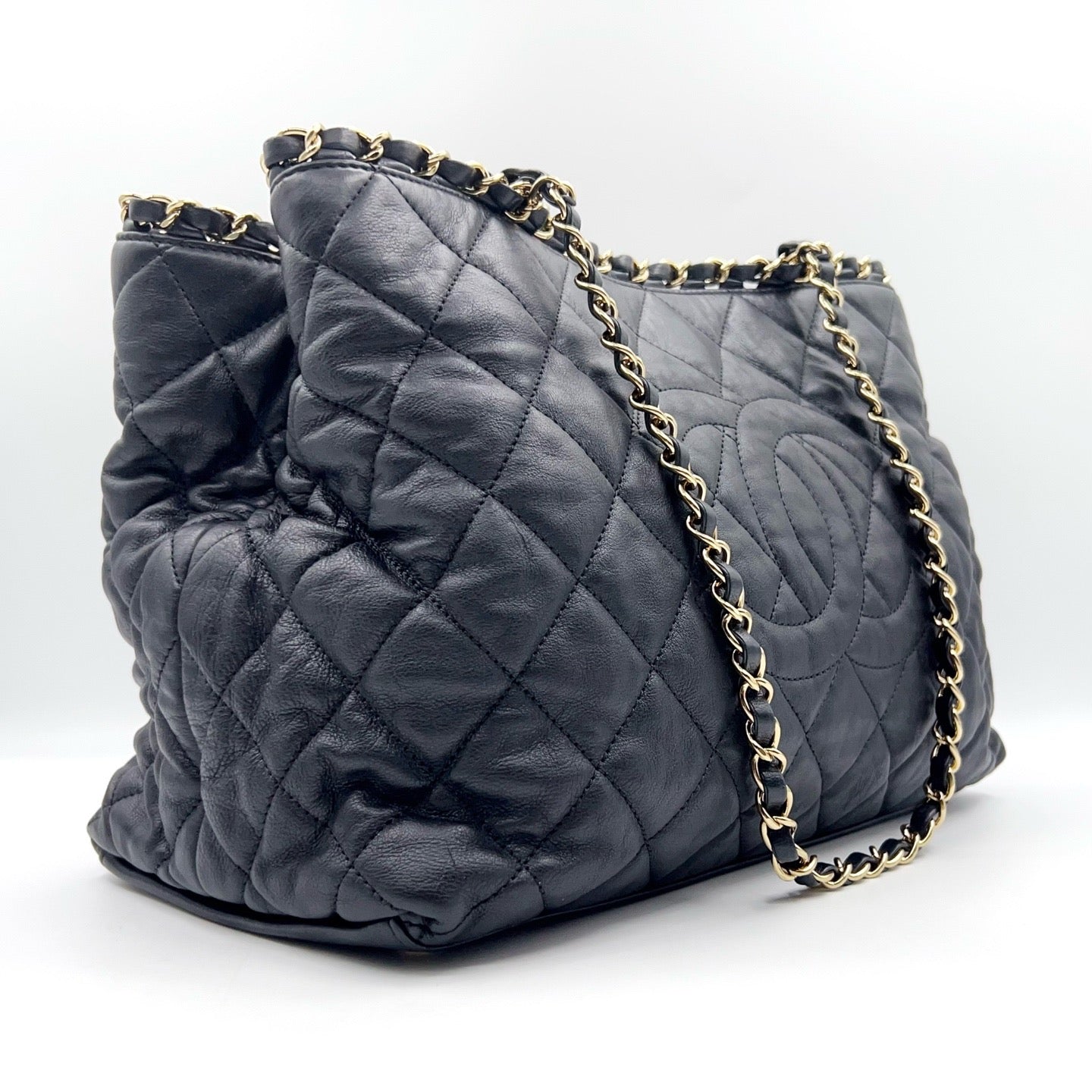 Preloved Chanel Black n Gold Chain Me Tote Bag