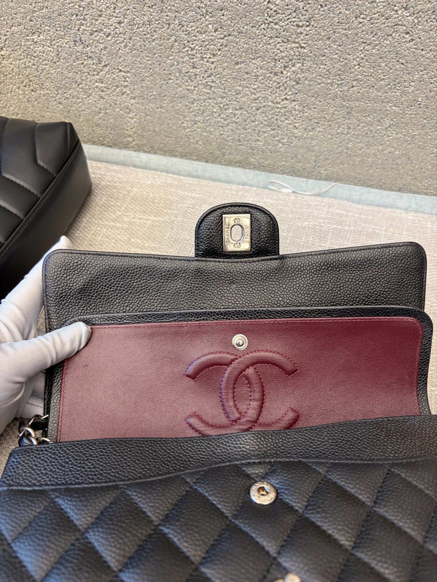 Preloved Chanel Classic Flap Medium