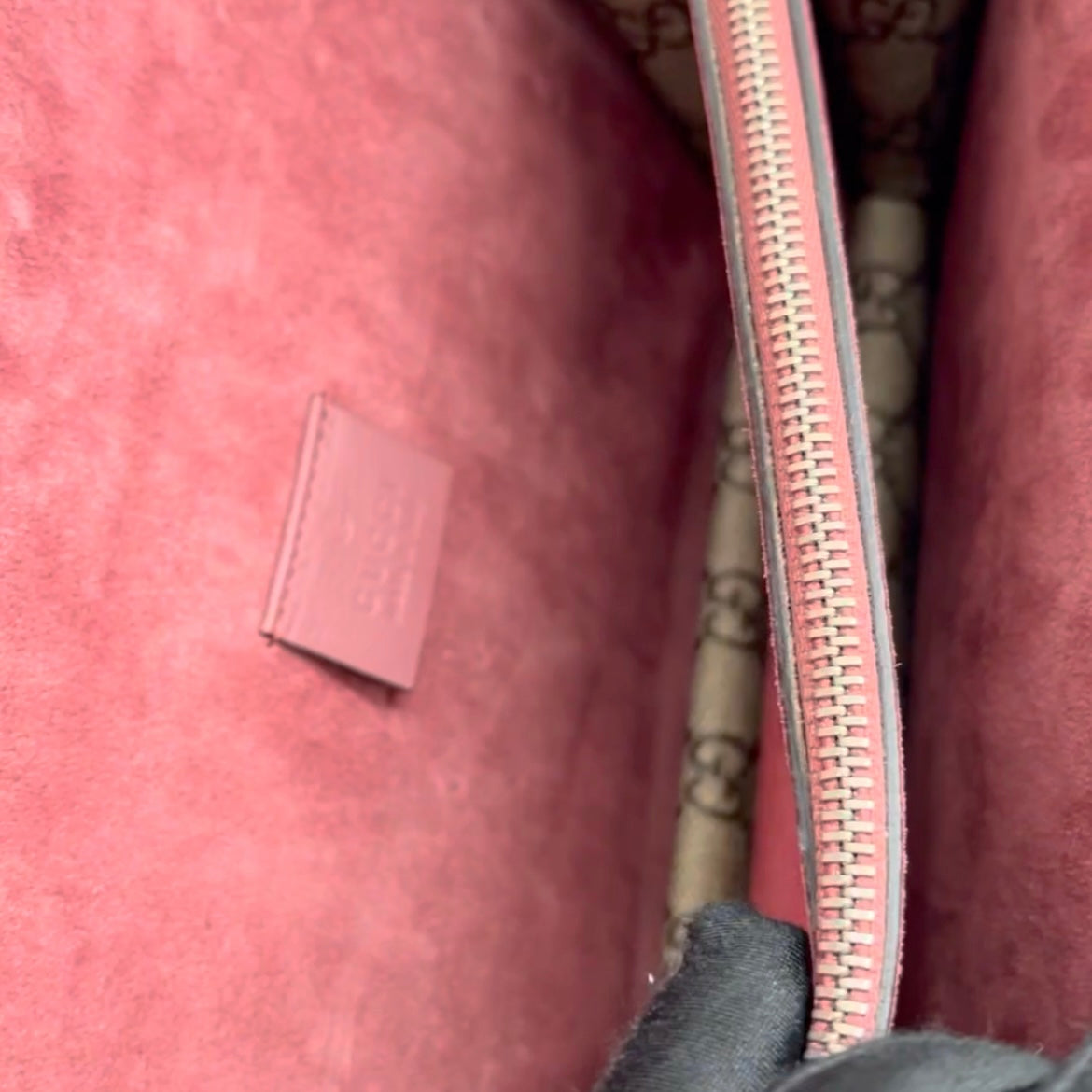 Preloved Gucci Dionysus Medium Shoulder Bag