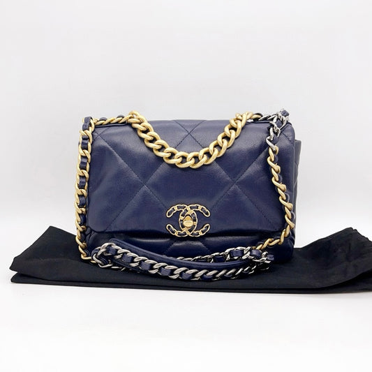 Preloved Chanel 19 Flap Bag Small