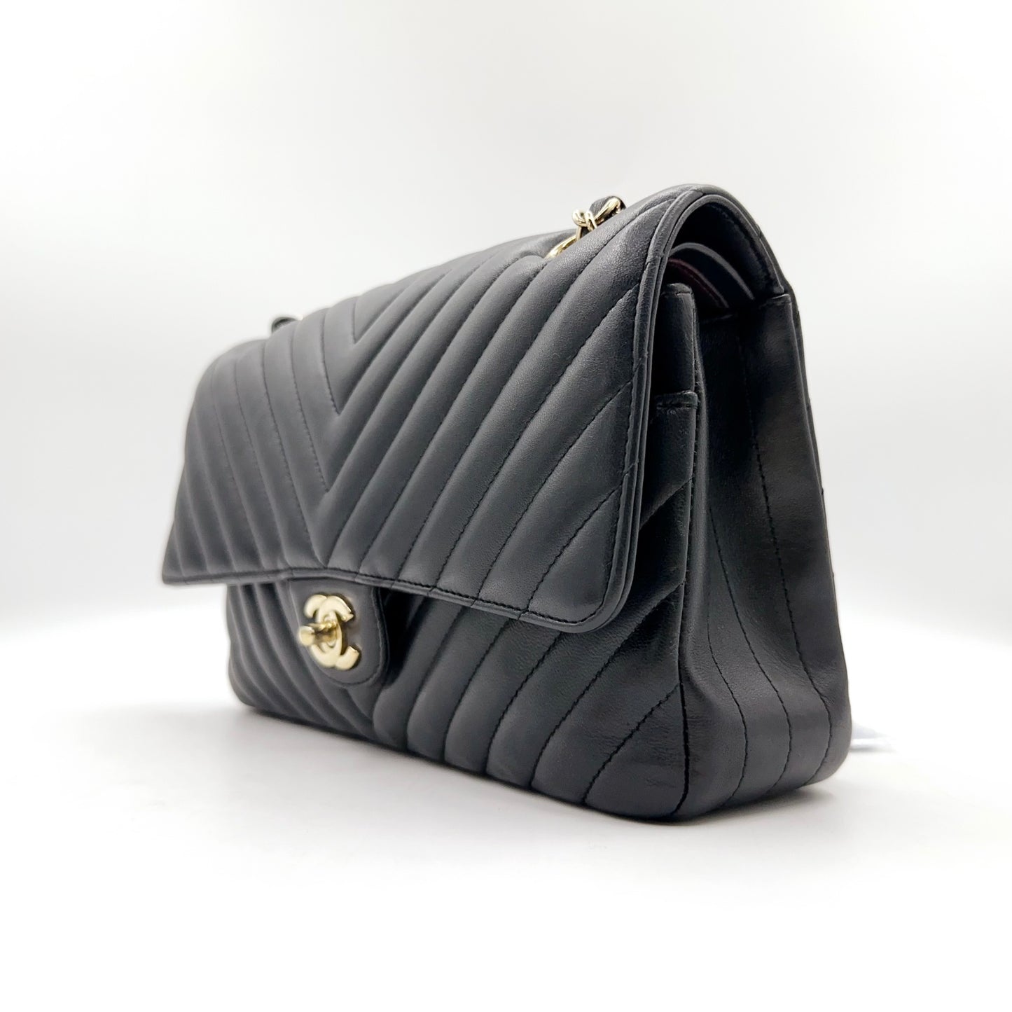 Preloved Chanel Black n Gold Classic Flap Chevron Medium