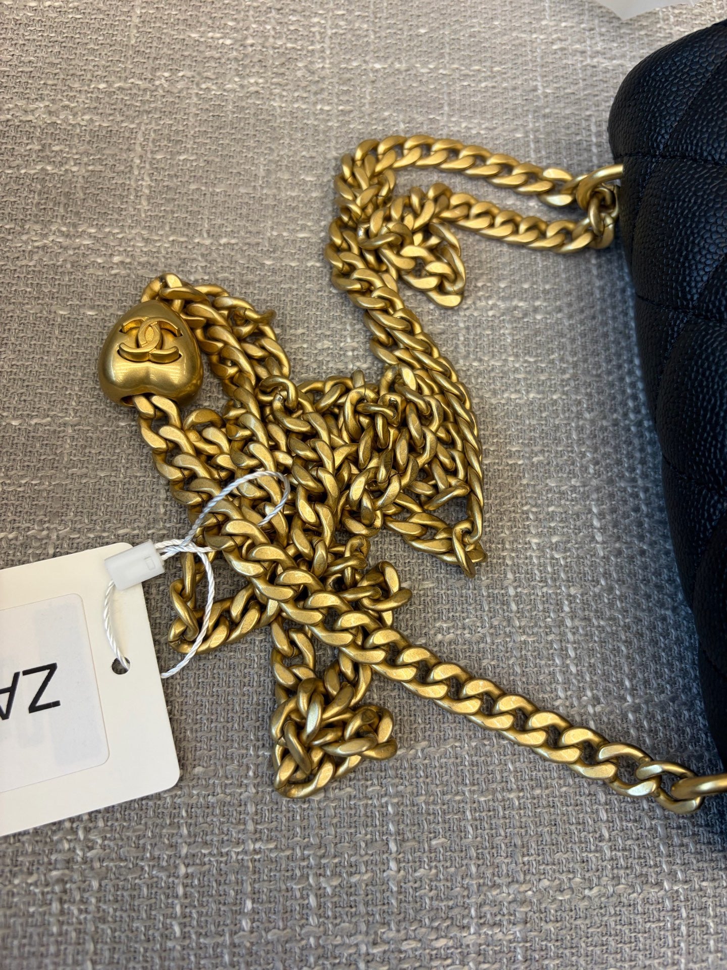 Preloved Chanel Black n Gold 23p Small Flap with Heart Adjustable Chain