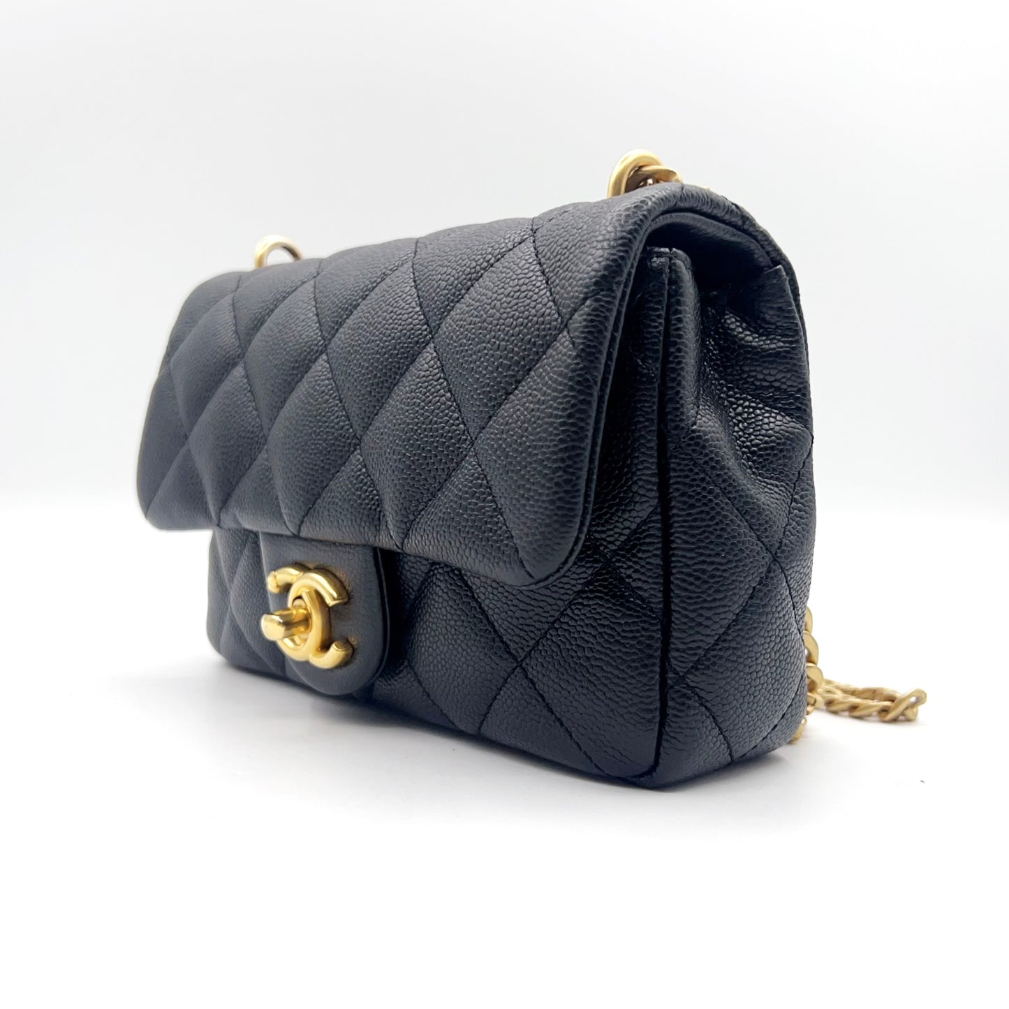 Preloved Chanel Black n Gold 23p Small Flap with Heart Adjustable Chain