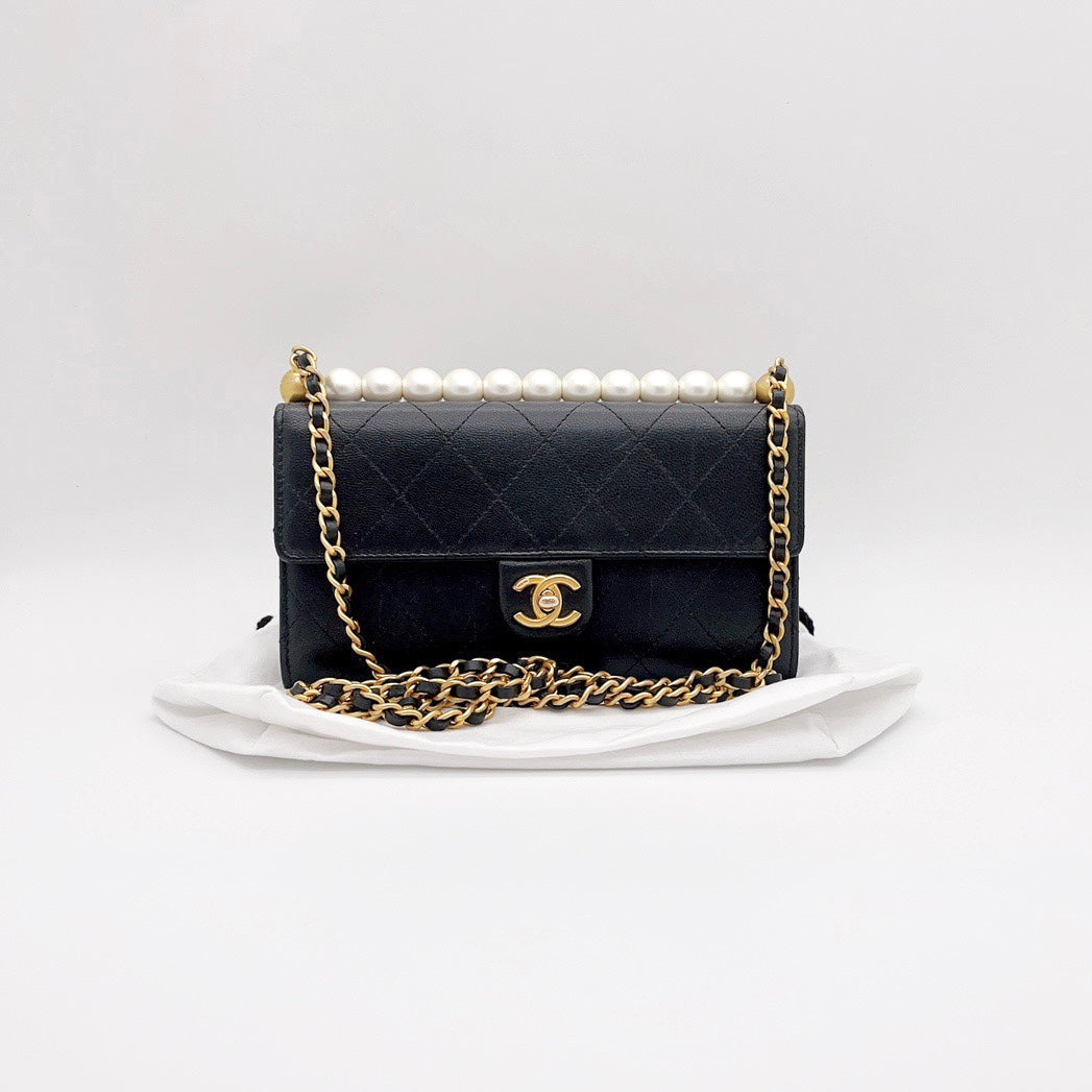 Preloved Chanel Black n Gold Pearl Short Handle Clutch with Chain / Wa