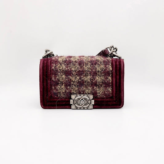 Preloved Chanel Boy Small