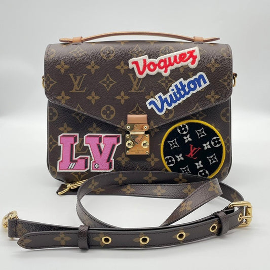Preloved Louis Vuitton LV Pochette Metis Patches