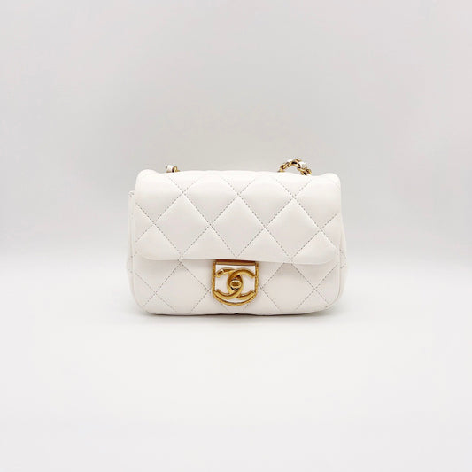 Preloved Chanel 22B Flap Bag Mini
