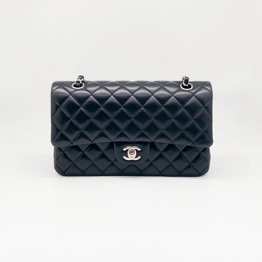 Preloved Chanel Classic Flap Medium