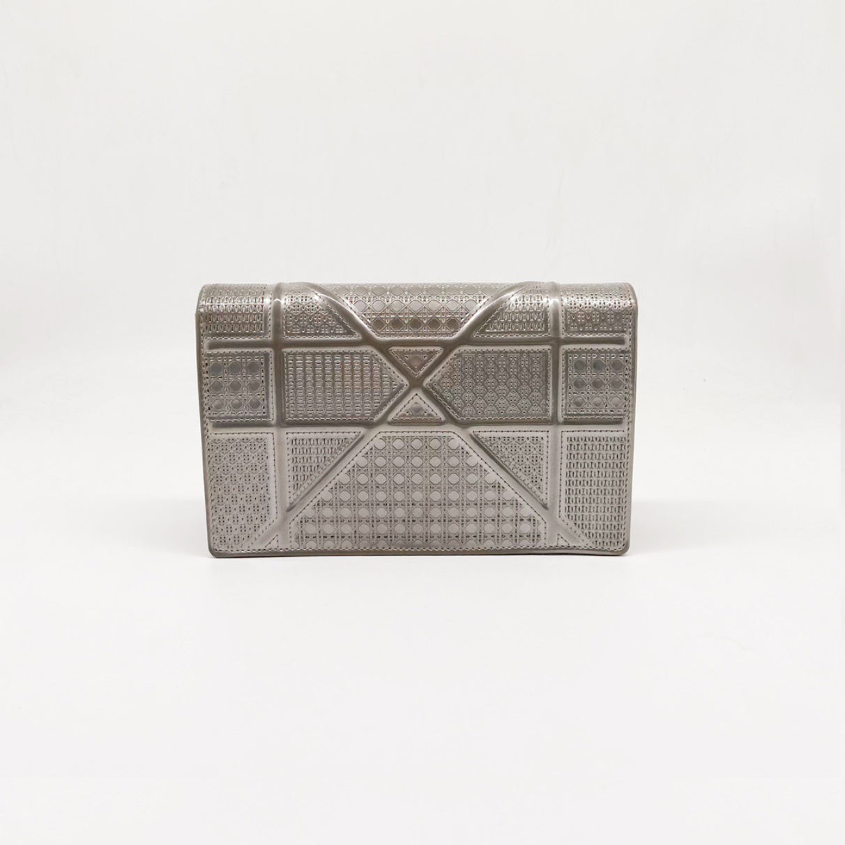 Preloved Christian Dior Diorama Wallet On Chain WOC – allprelovedonly