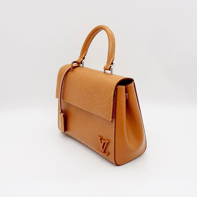 Shop Louis Vuitton MONOGRAM 2023 SS Cluny Mini Bag Monogram Canvas by  CHARIOTLONDON