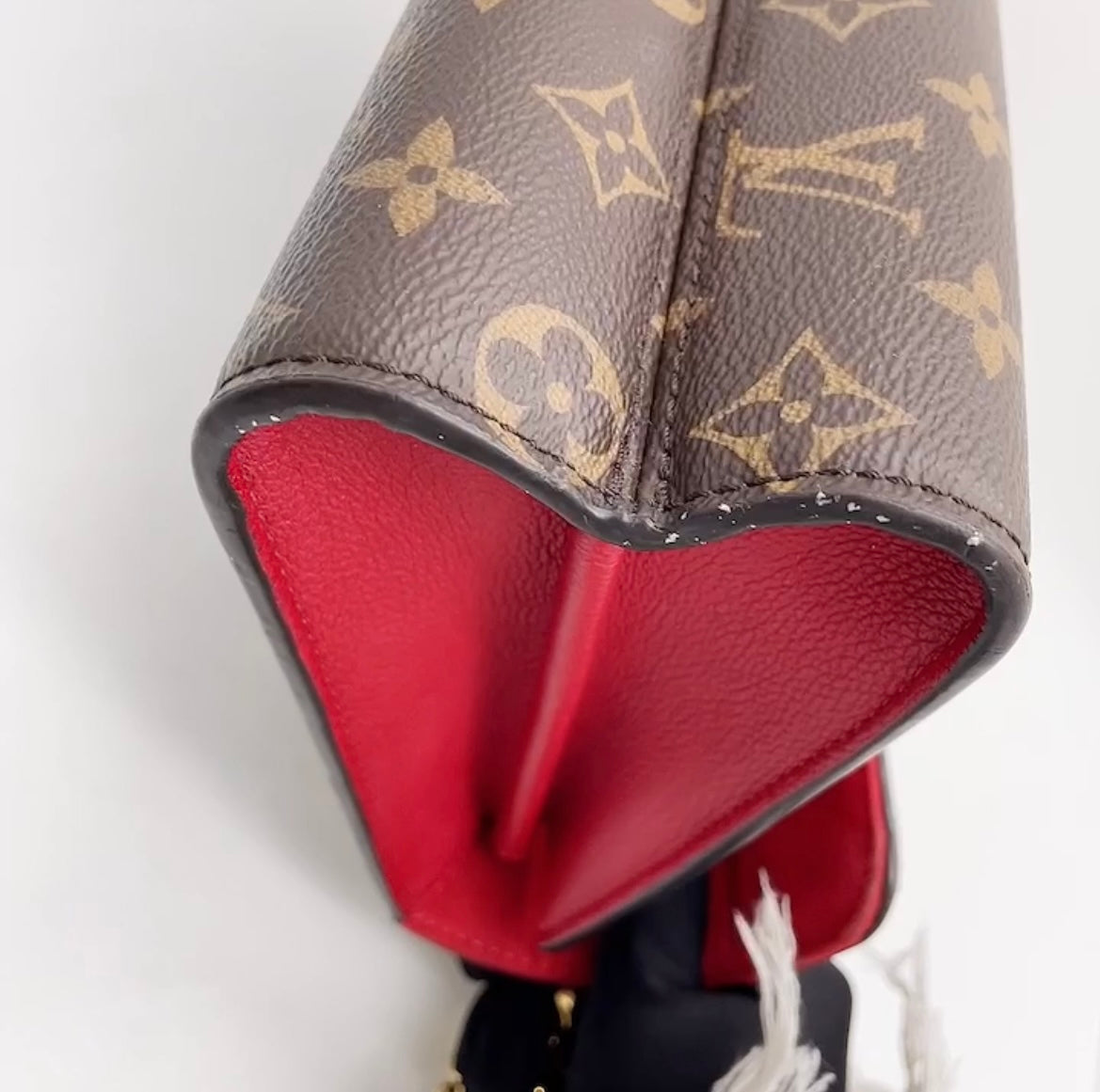 Victoire leather handbag Louis Vuitton Multicolour in Leather - 35051483