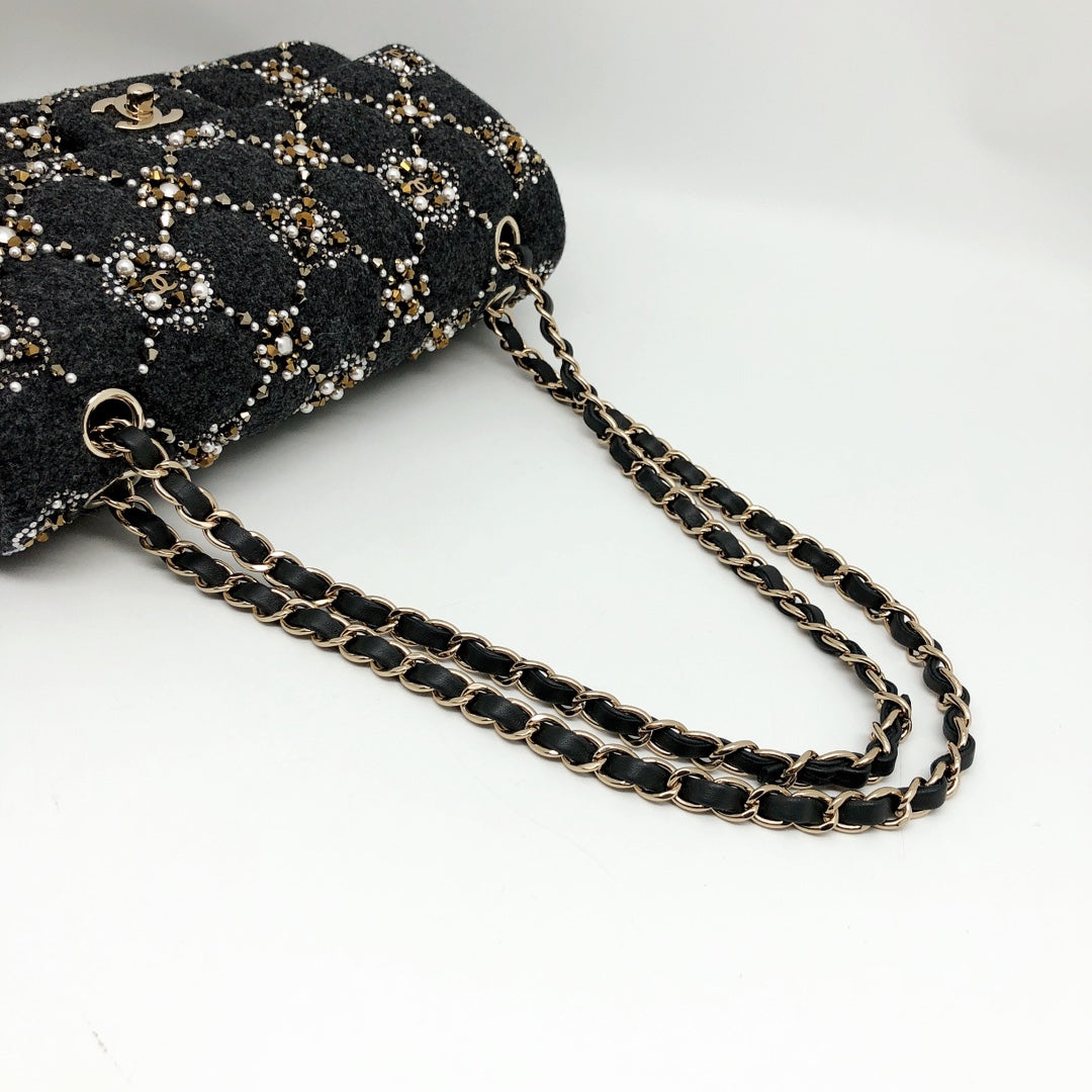 Chanel VIP Limited 2021 FW Flap Bag Medium – allprelovedonly