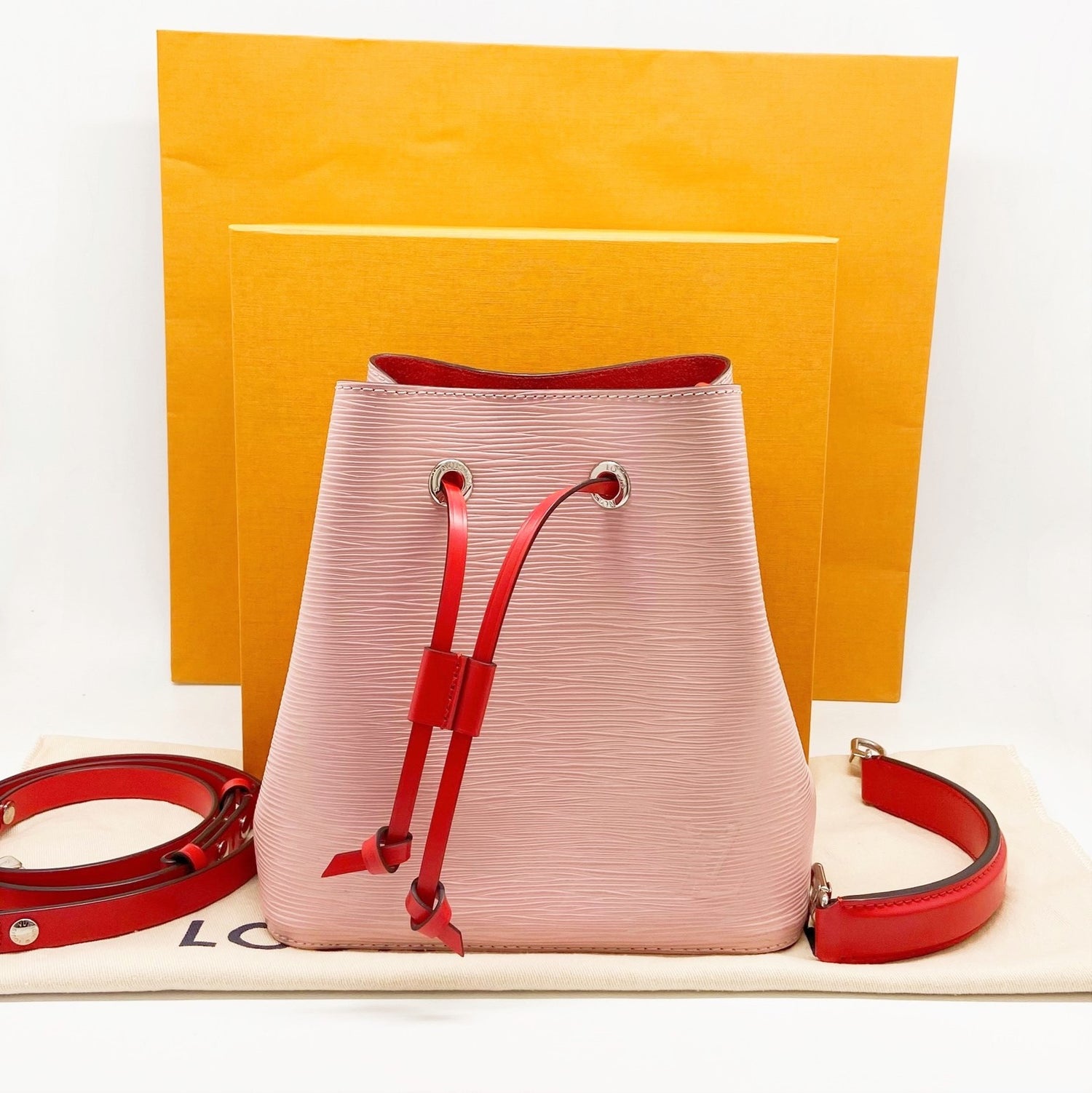 Louis Vuitton EPI NeoNoe Bb Shoulder Bag Rose Ballerine