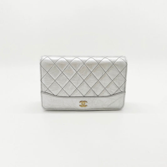 Preloved Chanel Wallet On Chain (WOC)