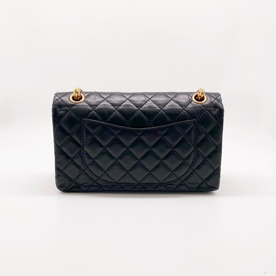 Preloved Chanel Lucky Charm Reissue Medium (225 - Main Image