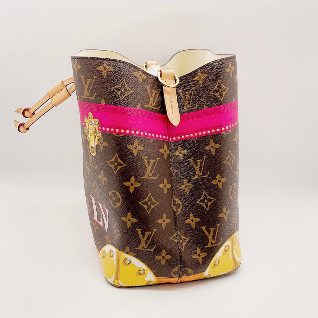 MODA ARCHIVE X REBAG Pre-Owned Louis Vuitton NeoNoe Monogram Canvas with  Shearling Bag BB - ShopStyle