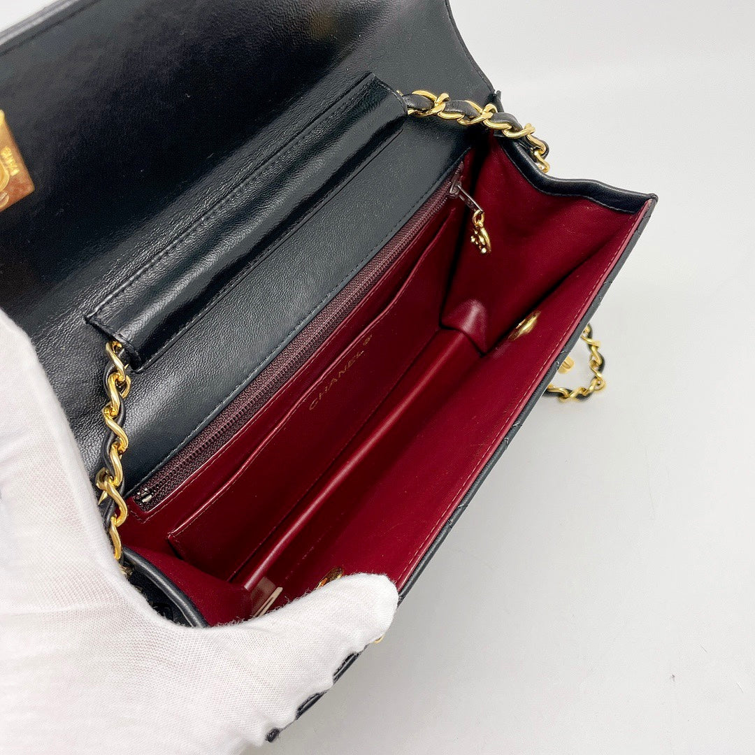 Preloved Chanel Vintage Black n Gold Double CC Turn Lock Bag –  allprelovedonly