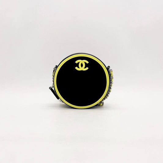 Preloved Chanel Limited Round Clutch with Chain