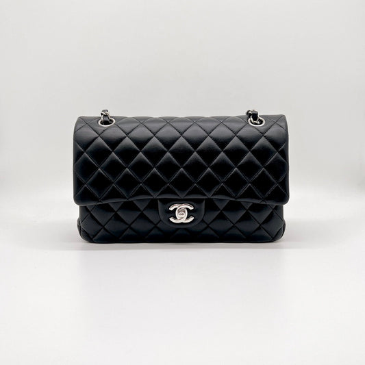 Preloved Chanel Classic Flap Medium