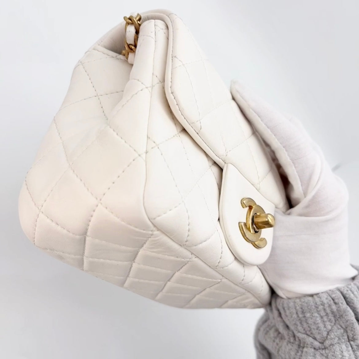 Chanel Pearl Crush Square Flap Bag Quilted Lambskin Mini Purple 2137041